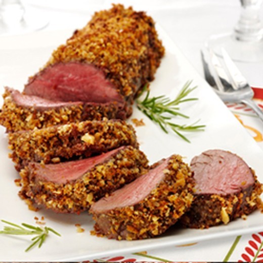 Walnut-Crusted Beef Tenderloin